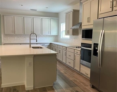571 Via Bella Ct. - Photo Thumbnail 5