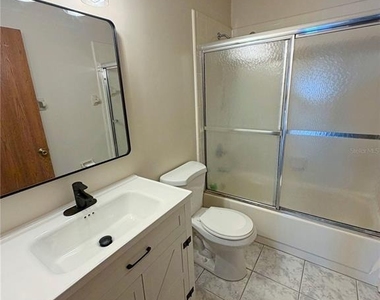 58 Westmoreland Drive - Photo Thumbnail 10