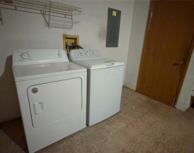 58 Westmoreland Drive - Photo Thumbnail 14