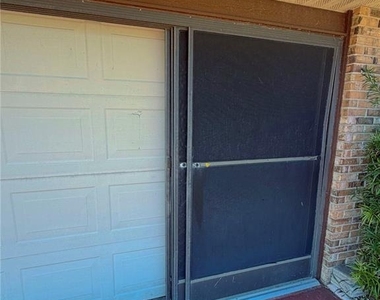 58 Westmoreland Drive - Photo Thumbnail 13