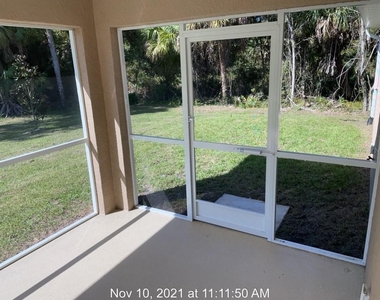 5999 Rhapsody Avenue - Photo Thumbnail 3