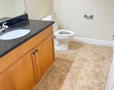 5116 Melbourne Street - Photo Thumbnail 9