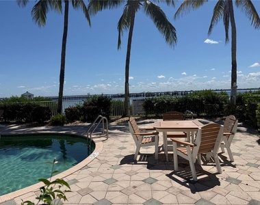 5116 Melbourne Street - Photo Thumbnail 17