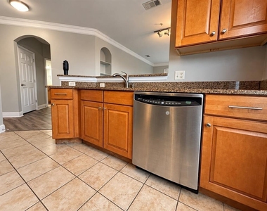 154 Tuskawilla Road - Photo Thumbnail 7