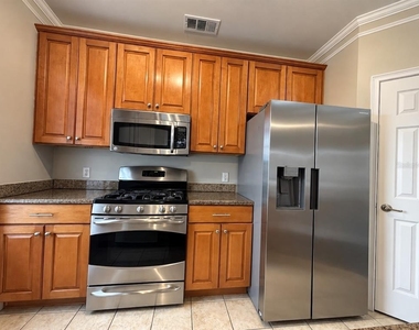 154 Tuskawilla Road - Photo Thumbnail 8