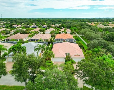 8876 Estepona Court - Photo Thumbnail 60