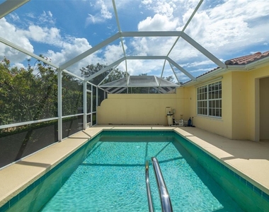 8876 Estepona Court - Photo Thumbnail 34