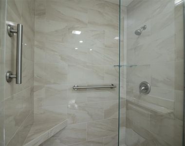 8876 Estepona Court - Photo Thumbnail 46