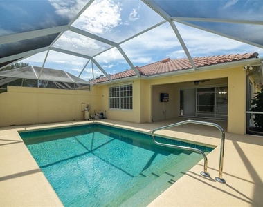 8876 Estepona Court - Photo Thumbnail 36