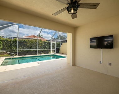 8876 Estepona Court - Photo Thumbnail 32