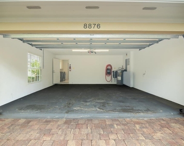 8876 Estepona Court - Photo Thumbnail 59