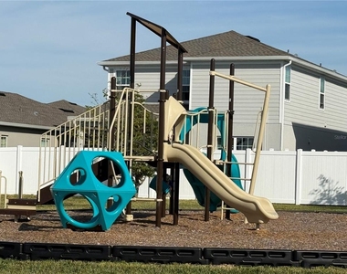 4724 Old Blush Street - Photo Thumbnail 28
