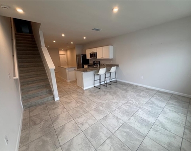 4724 Old Blush Street - Photo Thumbnail 12