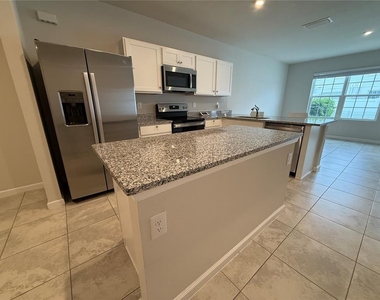 4724 Old Blush Street - Photo Thumbnail 4