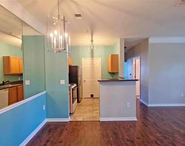 4802 51st Street W - Photo Thumbnail 3
