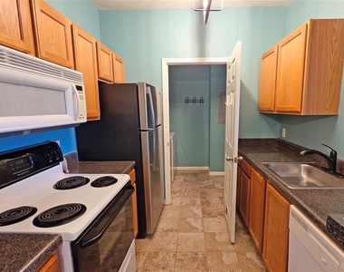 4802 51st Street W - Photo Thumbnail 10