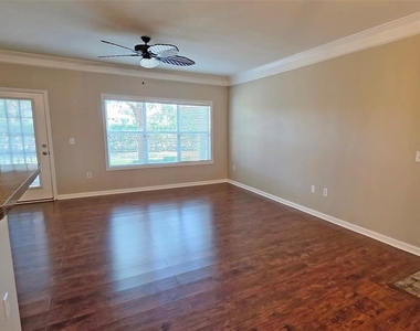 4802 51st Street W - Photo Thumbnail 6