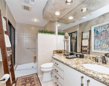 6976 Country Lakes Circle - Photo Thumbnail 20