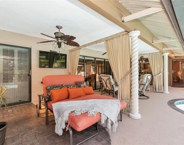 6976 Country Lakes Circle - Photo Thumbnail 40