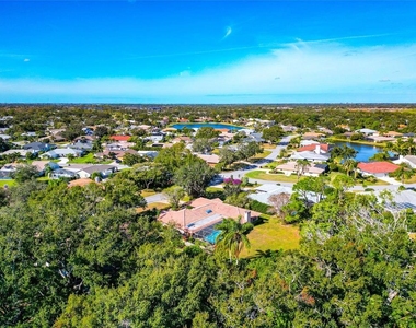 6976 Country Lakes Circle - Photo Thumbnail 51