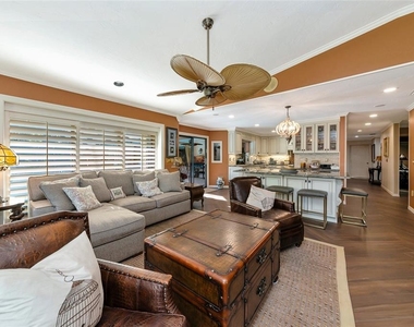 6976 Country Lakes Circle - Photo Thumbnail 5