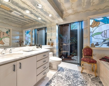 6976 Country Lakes Circle - Photo Thumbnail 17