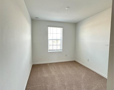 5745 Haven Terrace - Photo Thumbnail 15