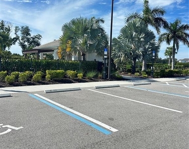 5745 Haven Terrace - Photo Thumbnail 18