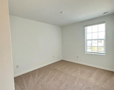 5745 Haven Terrace - Photo Thumbnail 13
