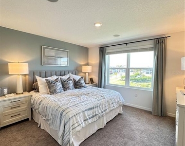 5745 Haven Terrace - Photo Thumbnail 32