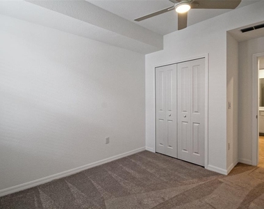 5703 N Honore Avenue - Photo Thumbnail 17