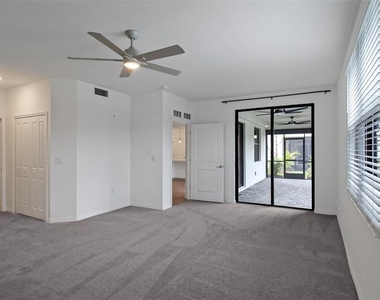 5703 N Honore Avenue - Photo Thumbnail 15