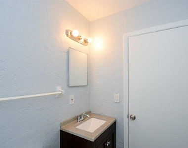 2519 9th Avenue W - Photo Thumbnail 11