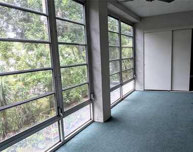 3570 Lake Bayshore Drive - Photo Thumbnail 23