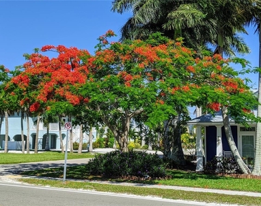 3570 Lake Bayshore Drive - Photo Thumbnail 35