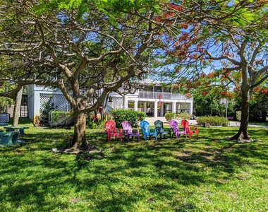 3570 Lake Bayshore Drive - Photo Thumbnail 34