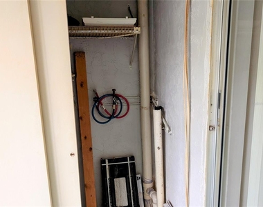 3570 Lake Bayshore Drive - Photo Thumbnail 21