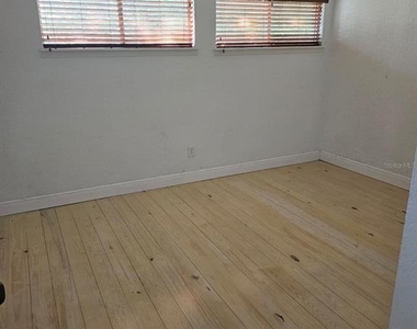 4453 Rayfield Drive - Photo Thumbnail 15