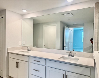 19230 Cherrystone Way - Photo Thumbnail 9