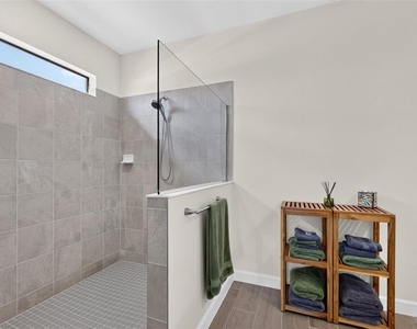 15104 Oxford Grey Drive - Photo Thumbnail 28