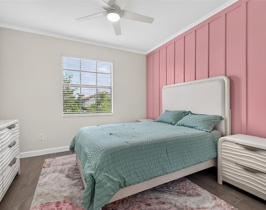 15104 Oxford Grey Drive - Photo Thumbnail 38