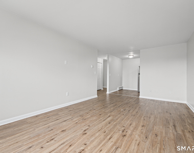 45 Monroe Street - Photo Thumbnail 9