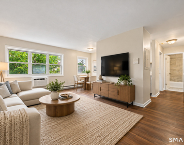 45 Monroe Street - Photo Thumbnail 2