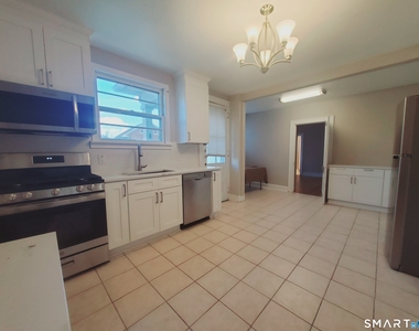 181 Strawberry Hill Avenue - Photo Thumbnail 1
