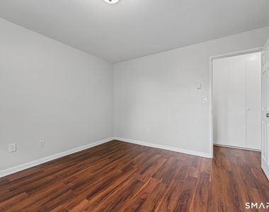45 Monroe Street - Photo Thumbnail 15