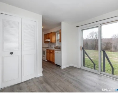 114 Old Farms Lane - Photo Thumbnail 2