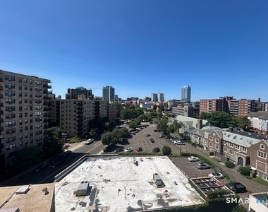 103 Prospect Street - Photo Thumbnail 8