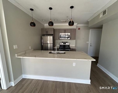 103 Prospect Street - Photo Thumbnail 9
