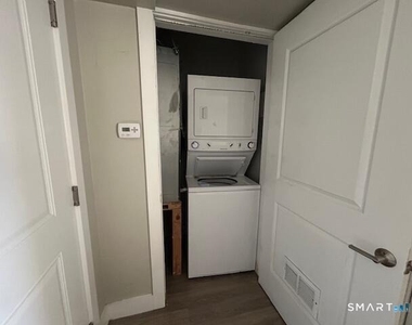 103 Prospect Street - Photo Thumbnail 10