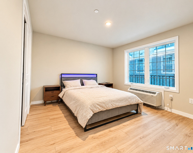 589 Bedford Street - Photo Thumbnail 7